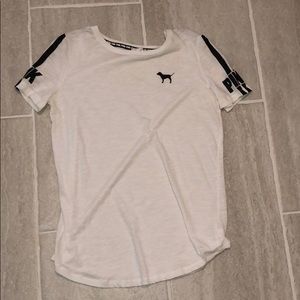 Victoria’s Secret PINK tee